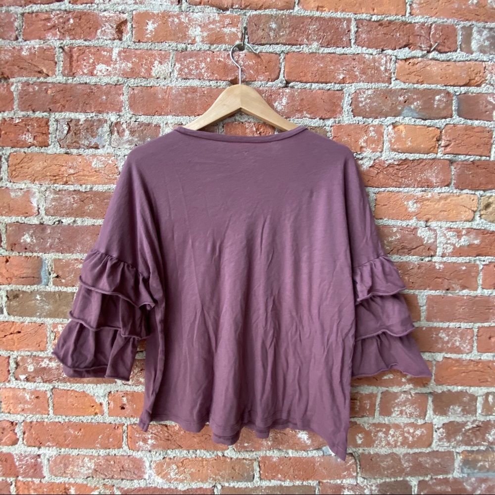 AEO Ruffle Sleeve Crop Top - Picture 3 of 3